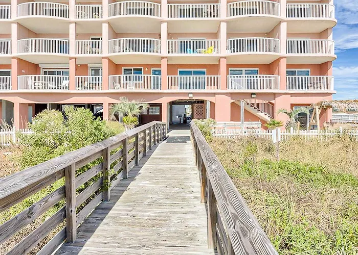 Comfortable Gulf-front With Pool Hot Tub Washer Dryer & Ac * Gulf Shores